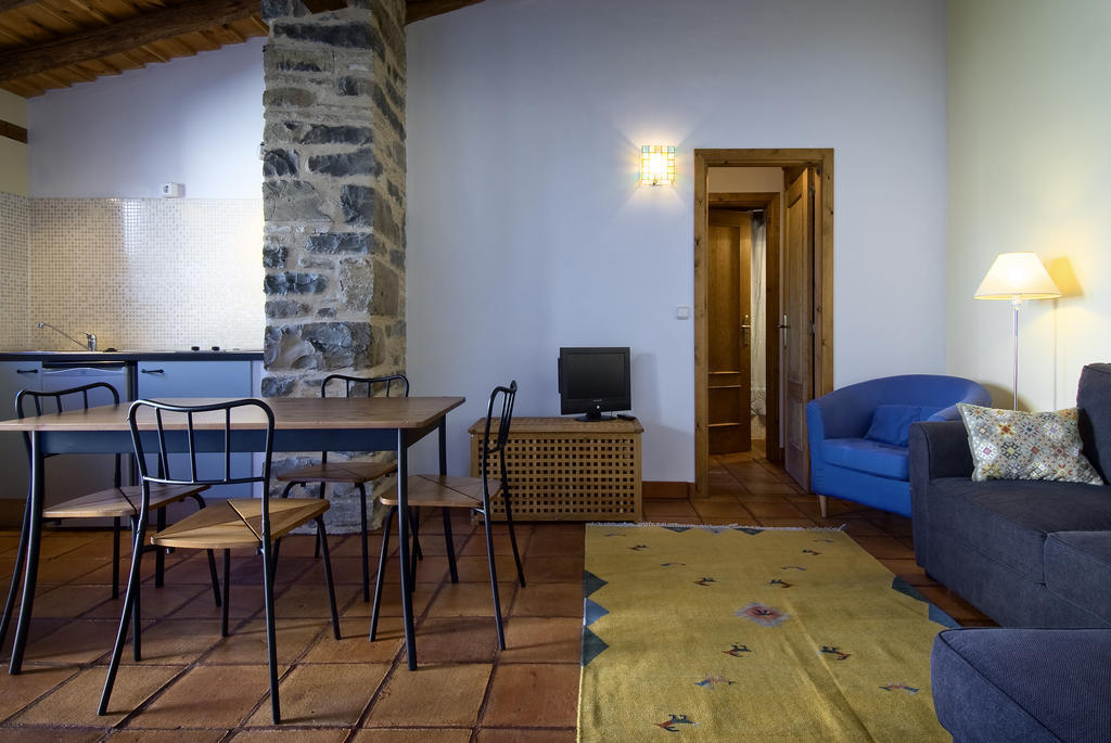 Casa Sarasa Guest House Berdun Phòng bức ảnh