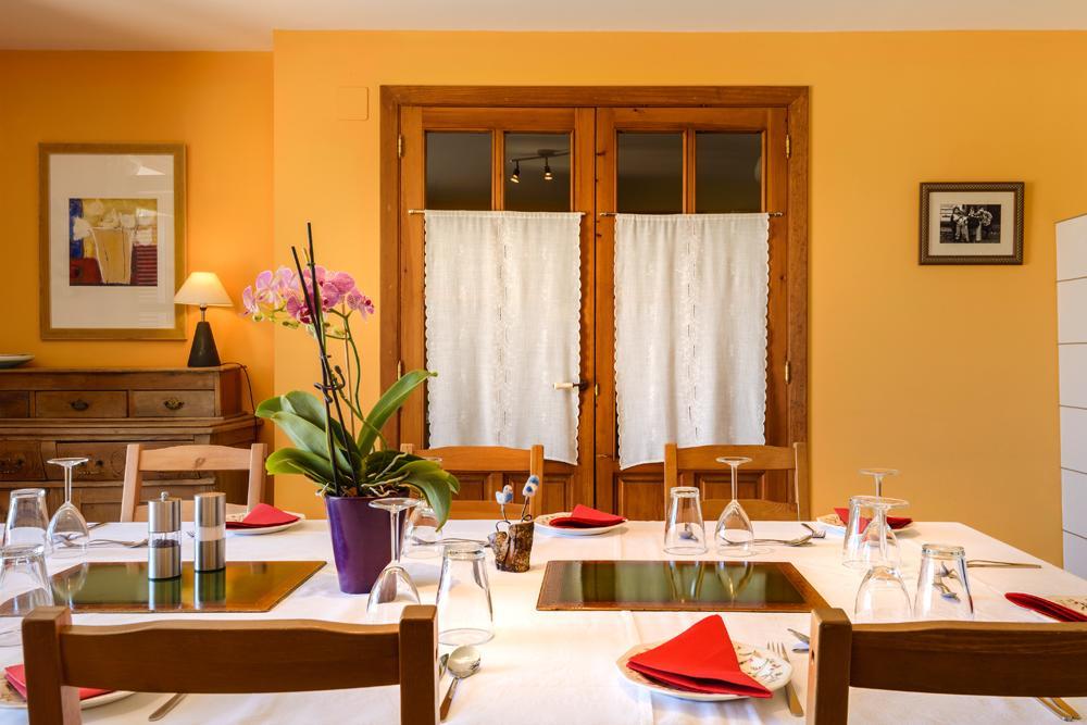Casa Sarasa Guest House Berdun Ngoại thất bức ảnh